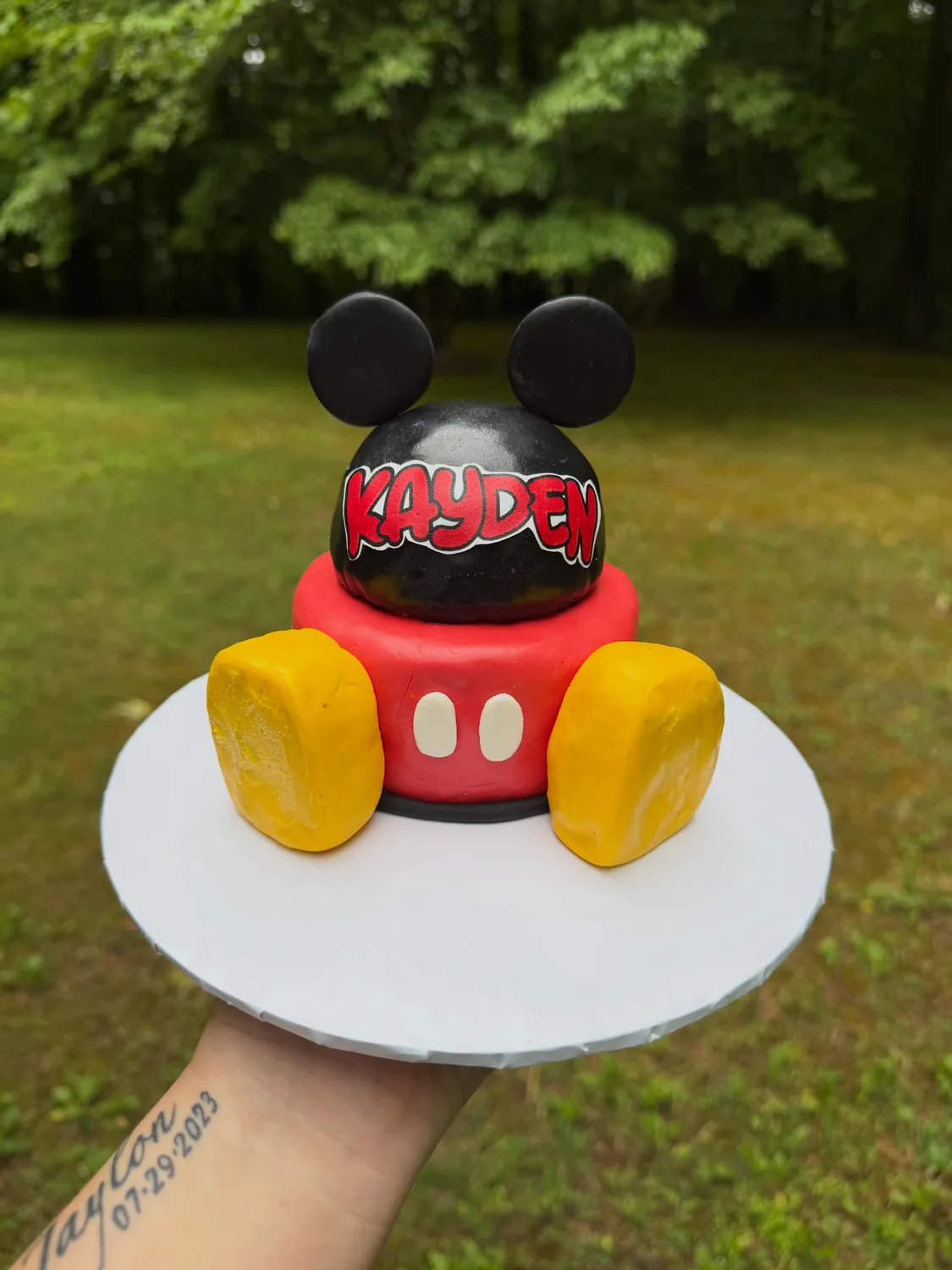 Mickey smash cake